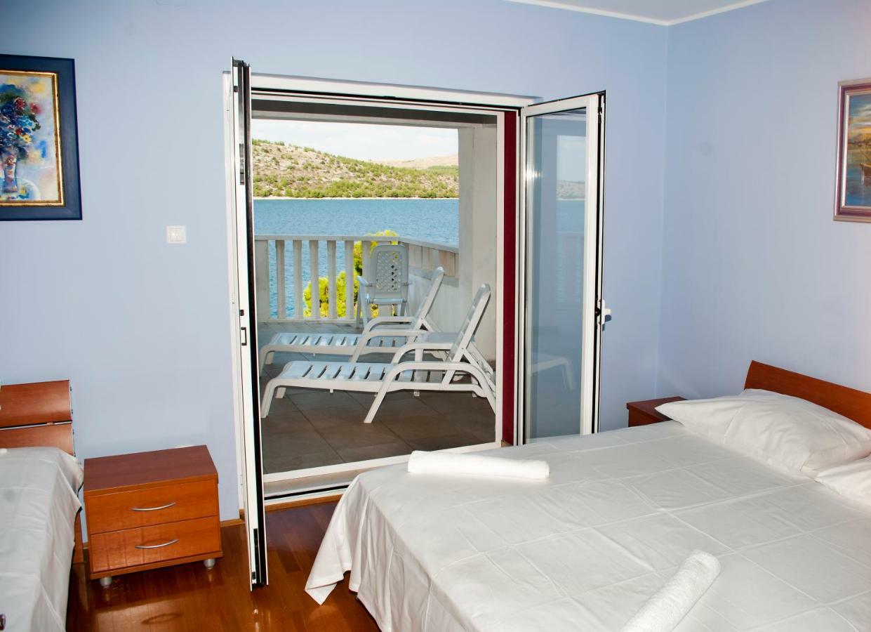 Beautiful Villa 6 Metres From Sea Grebaštica Zewnętrze zdjęcie